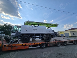 Самоходный бетононасос TANT 5020THB (колесный) высота 20м. Фото 1
