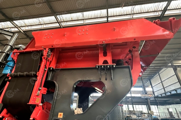 Мобильная роторная дробилка для каменного угля R430S DINGSHENG, фракция на выходе 50х50мм, производительность до 500 т/ч. Фото 2