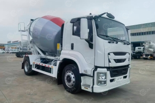 Автобетоносмеситель на шасси ISUZU 4х2 дв 150kw бочка 6 m³. Фото 1