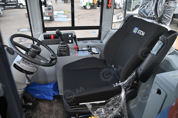 Фронтальный погрузчик Shandong SEM 636D	джойстик, кондиционер. Фото 17
