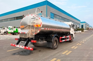 Молоковоз на шасси ISUZU 4х2 дв 151kw бочка 10м3 с платформой по бокам. Фото 1