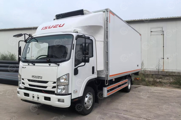 Фургон рефрижератор на шасси ISUZU 4х2 дв 138kw фургон 5600*2340*2300, холодильная установка Carrier C1100. Фото 2