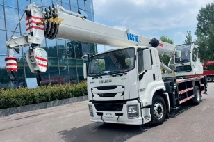 Автокран на шасси ISUZU 4x2 дв 177kw крановая установка VIGRUS VGS16 гп 16т., 5 секций, стрела 36,6м. Фото 1