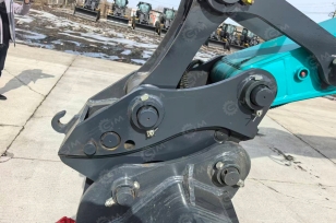 Экскаватор гусеничный SUNWARD SWE80E-5 с быстросъемом, ковш траншейный, ковш планировочный. Фото 8