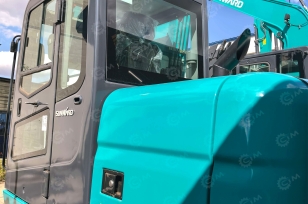 Экскаватор гусеничный SUNWARD SWE80E-5 с быстросъемом, ковш траншейный, ковш планировочный. Фото 4