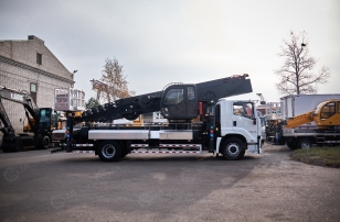 Автовышка на шасси VIGRUS GKS40 ISUZU 4Х2 дв 165kw высота подъёма 40м гп корзины 400кг. Фото 5