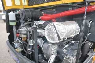 Мини-экскаватор RIPPA R350 с поворотной стрелой, дв Kubota V1505, 4 цилиндра с быстросъемом, двухканальный контур, дополнительная гидролиния. Фото 14