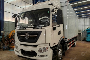 Фургон "Бабочка" на  шасси ISUZU 4х2 дв 151Kw, фургон 6300х2400х2400, камера заднего хода. Фото 1