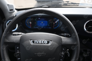 Автобус IVECO 4х4 7 мест (включая водителя) дв 132kw 2,9л с дополнительными опциями. Фото 12