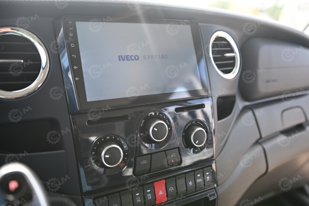 Автобус IVECO 4х4 8 мест (включая водителя) дв 132kw 2,9л. Фото 15