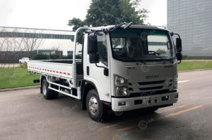 Бортовой грузовик ISUZU 4x2 дв 115kw KV600 кузов 5200х2300х450. Фото 1
