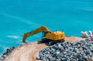 Гусеничный экскаватор Caterpillar 395 вес 94,2т ковш 6,5м3. Фото 1