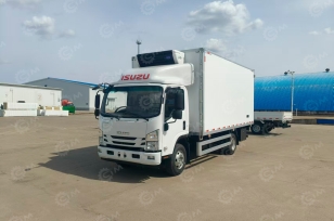 Фургон рефрижератор на шасси ISUZU 4х2 дв 151kw кабина Elf (фургон 7190*2330*2370, автономная холодильная установка Carrier SUPRA1050), справа 2 боковые двери, слева 1, гидроборт. Фото 1