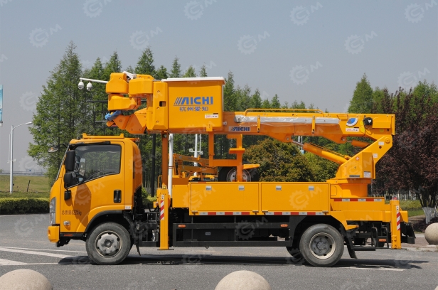 Автовышка AICHI HYL5083JGKQ60 на шасси ISUZU 4Х2 дв 139kw высота подъёма 16,7м, с электроизоляцией. Фото 6