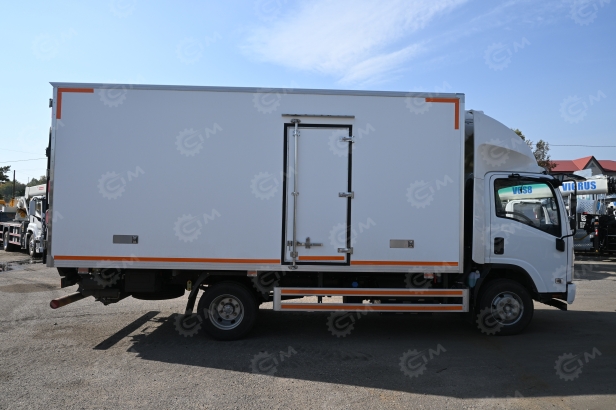 Фургон рефрижератор на шасси ISUZU 4х2 дв 139kw гп 6 тонн (фургон 5200х2300х2200, холодильная установка Carrier Citimax 700) c гидробортом, отопитель в кузове. Фото 25
