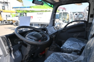 Фургон рефрижератор на шасси ISUZU 4х2 дв 139kw гп 6 тонн (фургон 5200х2300х2200, холодильная установка Carrier Citimax 700) c гидробортом, отопитель в кузове. Фото 4