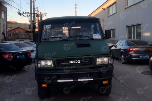 Автобус IVECO 4х4 10 мест дв 95kw 2,8л МКПП. Фото 8