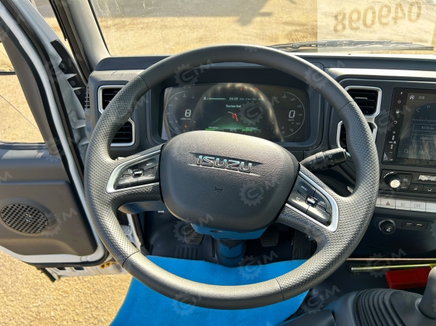 Бортовой грузовик ISUZU 4x4 дв 96Kw двойная кабина гп 1т под категорию В, кузов 3245х1850х400, с тентом. Фото 5
