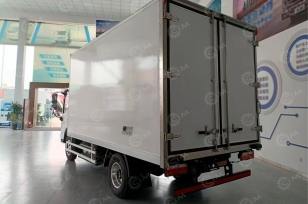 Фургон рефрежиратор на шасси HYUNDAI 4х2 дв 115Kw гп 3,5т  (фургон 4100х2200х2100) Холодильная установка Carrier D6, боковая дверь. Фото 1