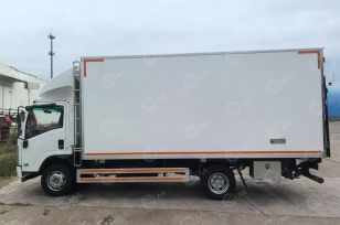Фургон изотермический на шасси ISUZU 4х2 дв 138 kw (фургон 6170х3180х3340mm). Фото 2