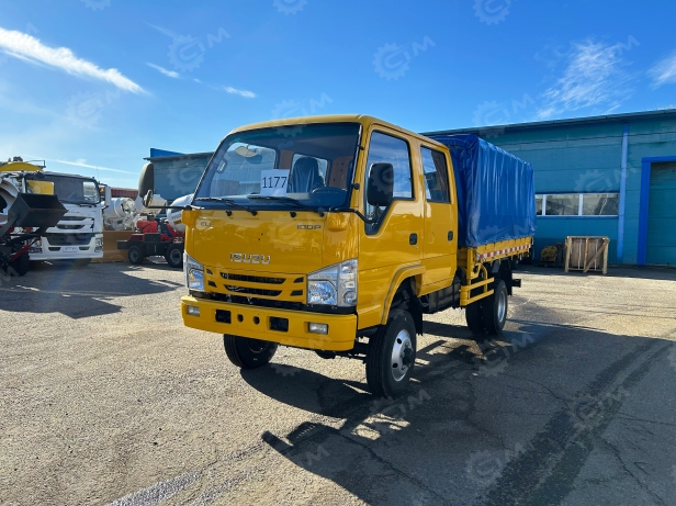 Бортовой грузовик ISUZU 4x4 дв 96Kw гп 2т двойная кабина кузов 3245х1850х400 с тентом под категорию B (новый интерьер кабины, серебряная металлическая краска). Фото 17