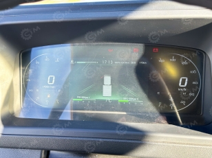 Бортовой грузовик ISUZU 4x4 дв 96Kw гп 2т двойная кабина кузов 3245х1850х400 с тентом под категорию B (новый интерьер кабины, серебряная металлическая краска). Фото 2