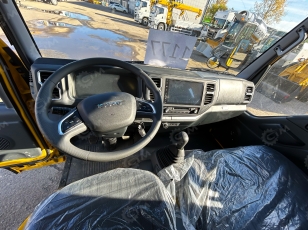 Бортовой грузовик ISUZU 4x4 дв 96Kw гп 2т двойная кабина кузов 3245х1850х400 с тентом под категорию B (новый интерьер кабины, серебряная металлическая краска). Фото 19