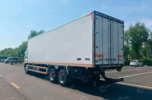 Фургон рефрижератор на шасси ISUZU 6x4 для перевозки музейных экспонатов дв 219kw гп 12т холодильная установка Carrier 850. Фото 2